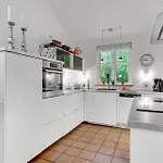 Three-bedroom In Semesterbostad Grenå