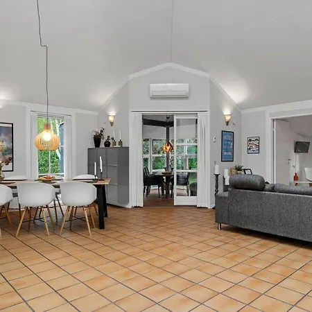 Three-bedroom In Сasa de vacaciones