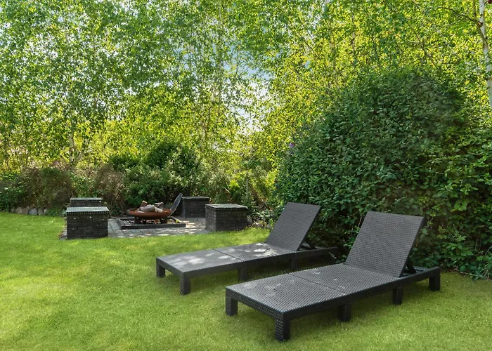 Three-bedroom In 別荘 *